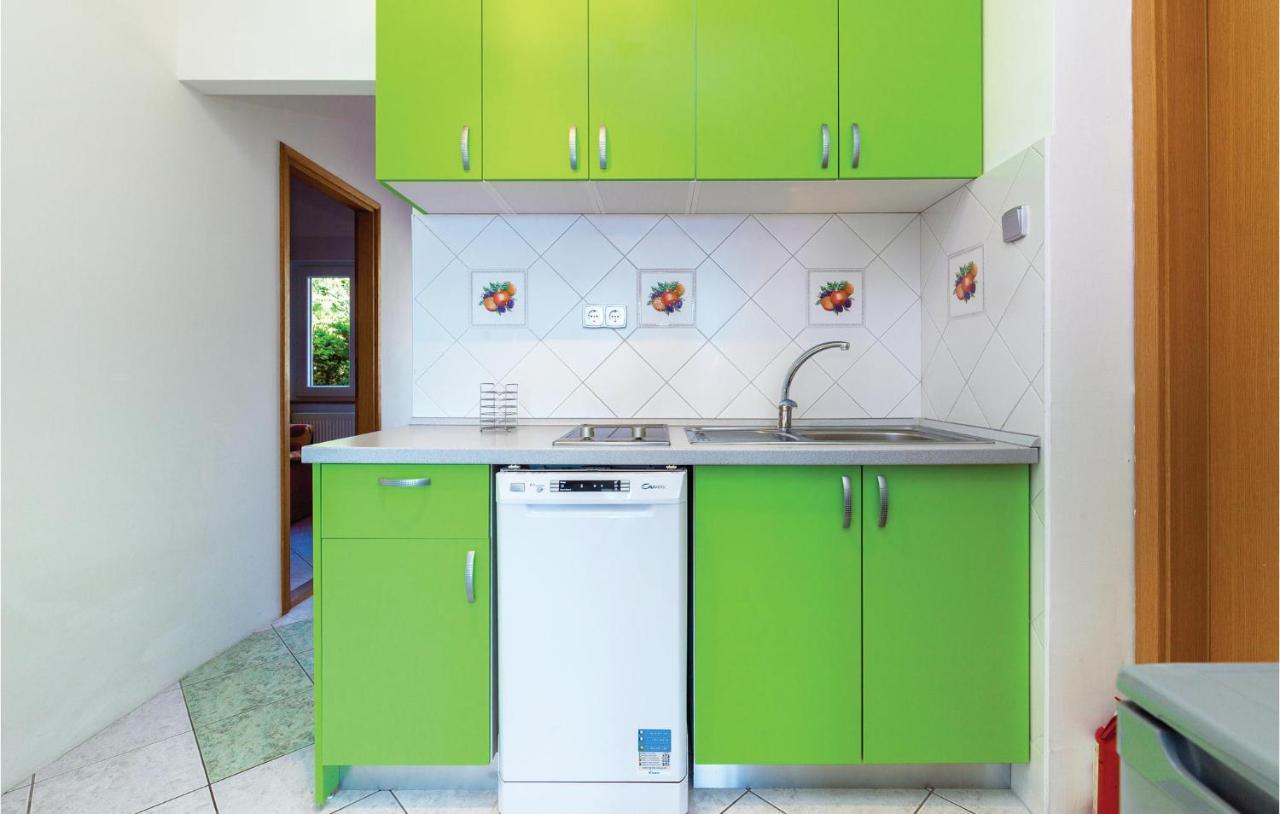 Beautiful Apartment In Crikvenica With Kitchen Esterno foto