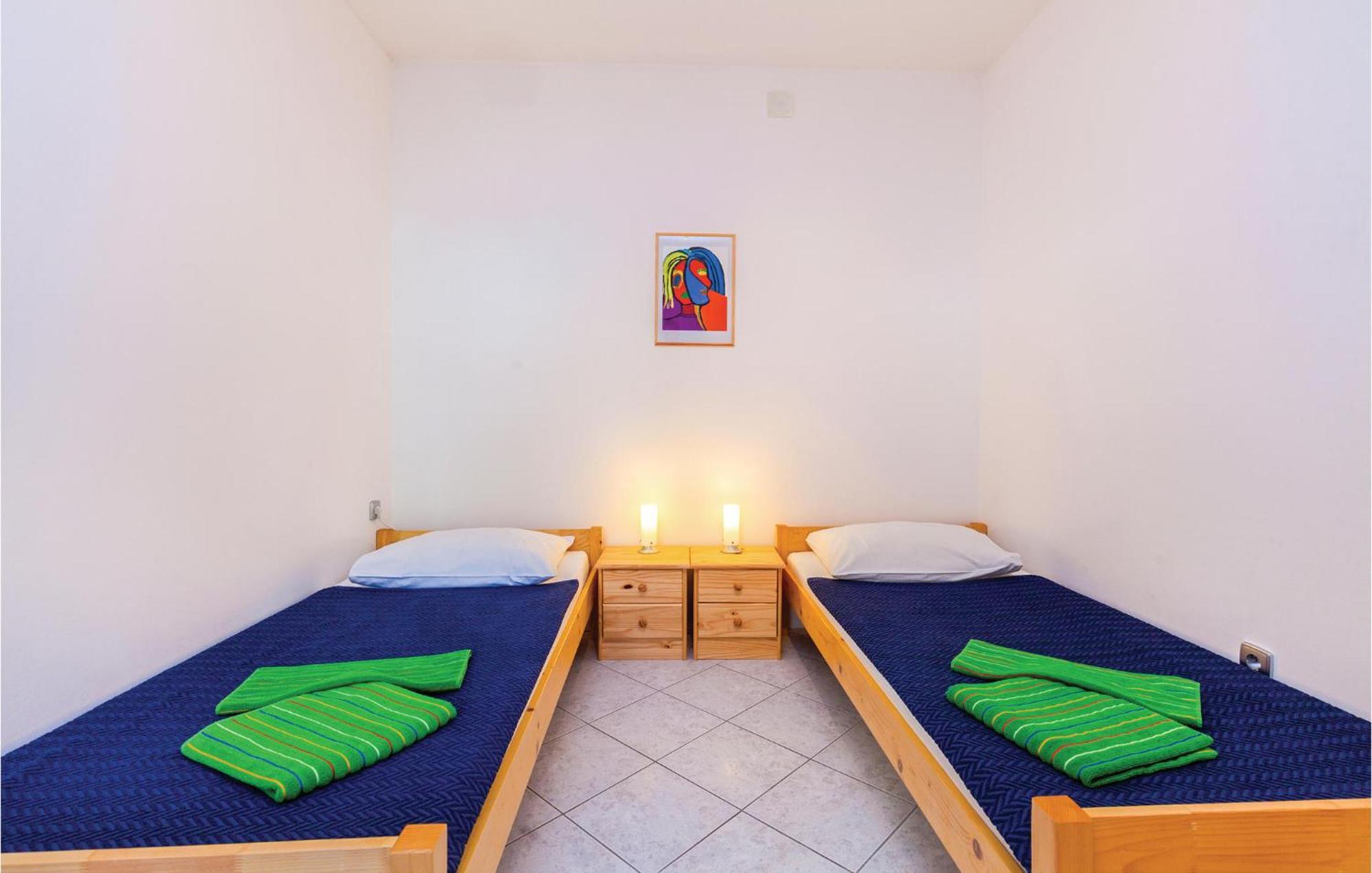 Beautiful Apartment In Crikvenica With Kitchen Esterno foto