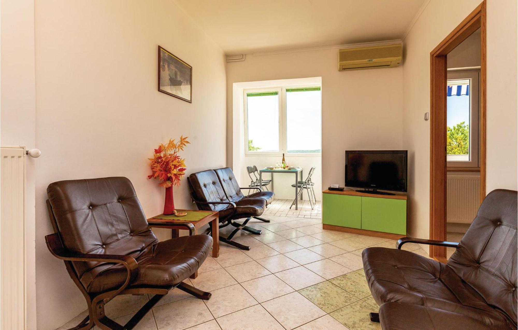 Beautiful Apartment In Crikvenica With Kitchen Esterno foto