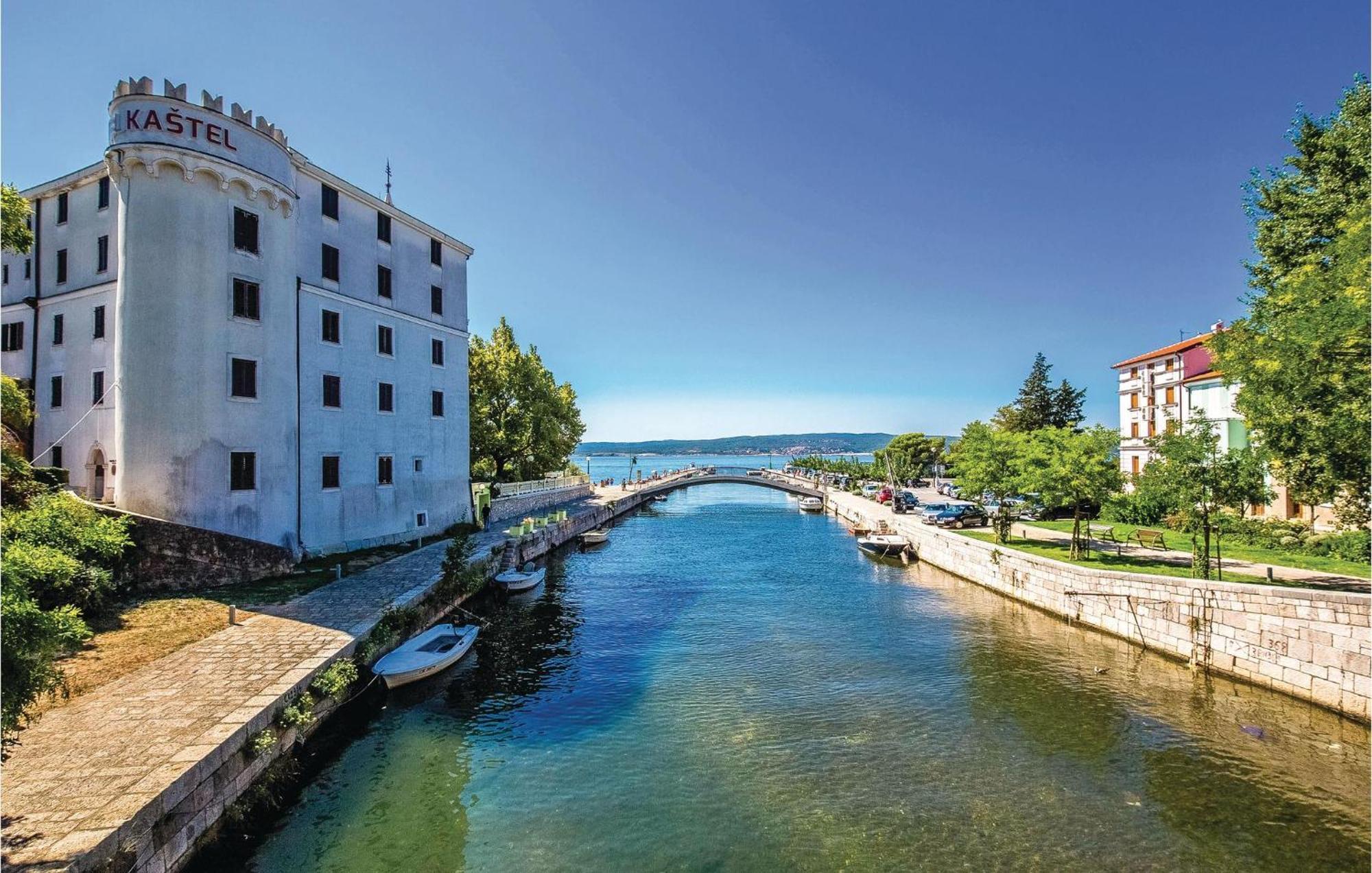 Beautiful Apartment In Crikvenica With Kitchen Esterno foto